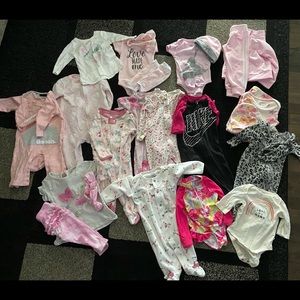 Baby girl clothing lot. 0-6 months.